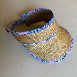Lilly Pulitzer Commotion in the Ocean Straw Visor